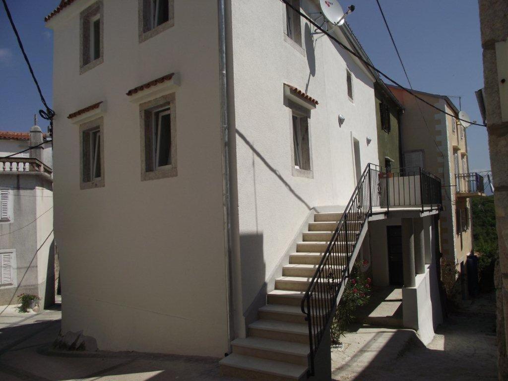 Apartments Dobrinj Esterno foto